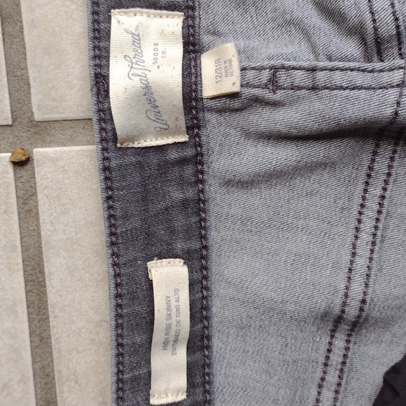 I never wear it - Picture 3 of 3